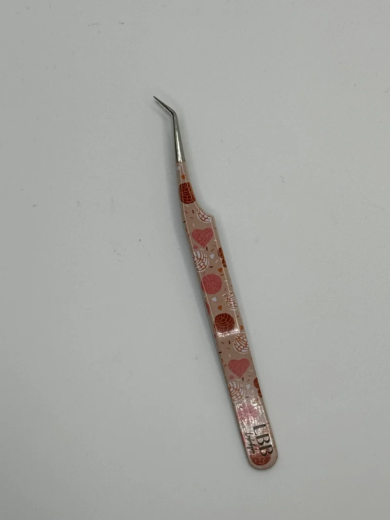 Concha heart tweezers 🩷